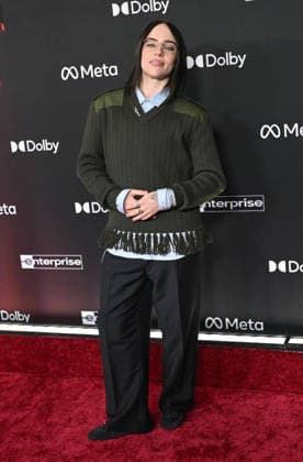 ˜Avatar Fire and Ash™ World Premiere Billie Eilish arriving to the world premiere of Avatar Fire and Ash at the Dolby Theatre on December 1, 2025 in Hollywood, Ca. Hollywood Dolby Theatre California USA Copyright: xLISAxOConnor xAFF-USA.COMx
