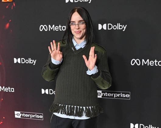 ˜Avatar Fire and Ash™ World Premiere Billie Eilish arriving to the world premiere of Avatar Fire and Ash at the Dolby Theatre on December 1, 2025 in Hollywood, Ca. Hollywood Dolby Theatre California USA Copyright: xLISAxOConnor xAFF-USA.COMx