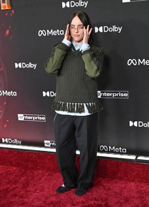 ˜Avatar Fire and Ash™ World Premiere Billie Eilish arriving to the world premiere of Avatar Fire and Ash at the Dolby Theatre on December 1, 2025 in Hollywood, Ca. Hollywood Dolby Theatre California USA Copyright: xLISAxOConnor xAFF-USA.COMx