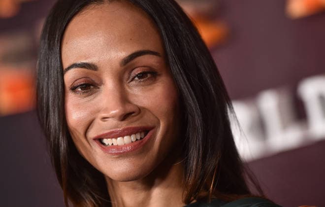 ˜Avatar Fire and Ash™ World Premiere Zoe Saldana arriving to the world premiere of Avatar Fire and Ash at the Dolby Theatre on December 1, 2025 in Hollywood, Ca. Hollywood Dolby Theatre California USA Copyright: xLISAxOConnor xAFF-USA.COMx