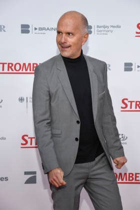 ABBberlin: Christoph Maria Herbst Schauspieler Hauptdarsteller auf dem roten Teppich bei der Weltpremiere des Kino Films STROMBERG WIEDER ALLES WIE IMMER im Zoo Palast Berlin am 01.12.2025 Berlin Deutschland
