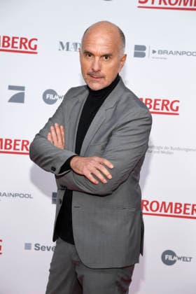 ABBberlin: Christoph Maria Herbst Schauspieler Hauptdarsteller auf dem roten Teppich bei der Weltpremiere des Kino Films STROMBERG WIEDER ALLES WIE IMMER im Zoo Palast Berlin am 01.12.2025 Berlin Deutschland