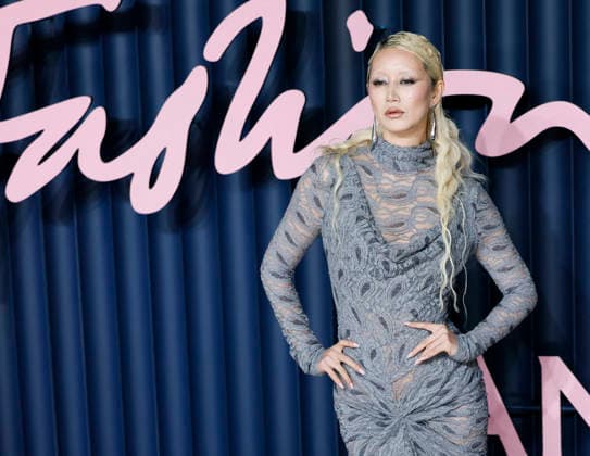 British Fashion Awards Gala Nigth - Red carpet Betty Bachz poses at the photocall of British Fashion Awards held at Royal Albert Hall, on December 01st 2025 in London, Great Britain. Photo Marco Piovanotto ABACAPRESS.COM  Copyright: xPiovanottoxMarco ABACAx