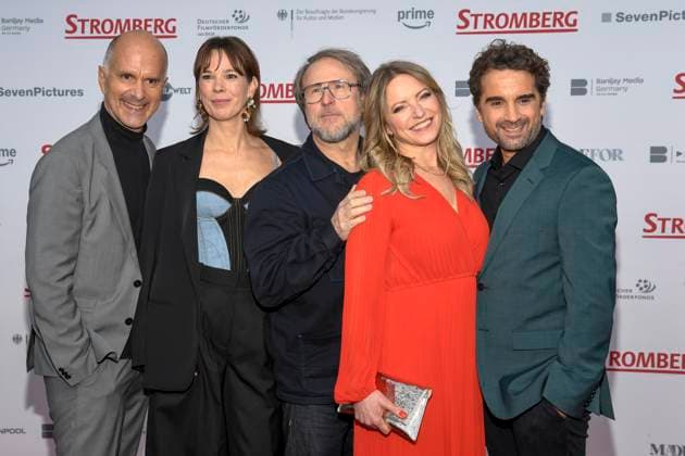 ABBberlin: Christoph Maria Herbst, Milena Dreißig, Bjarne Mädel, Diana Staehly und Oliver Wnuk Schauspieler auf dem roten Teppich bei der Weltpremiere des Kino Films STROMBERG WIEDER ALLES WIE IMMER im Zoo Palast Berlin am 01.12.2025 Berlin Deutschland