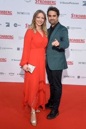 ABBberlin: Diana Staehly und Oliver Wnuk Schauspieler auf dem roten Teppich bei der Weltpremiere des Kino Films STROMBERG WIEDER ALLES WIE IMMER im Zoo Palast Berlin am 01.12.2025 Berlin Deutschland