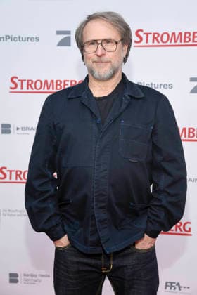 ABBberlin: Bjarne Mädel Maedel Schauspieler auf dem roten Teppich bei der Weltpremiere des Kino Films STROMBERG WIEDER ALLES WIE IMMER im Zoo Palast Berlin am 01.12.2025 Berlin Deutschland