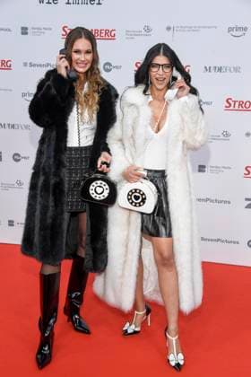 ABBberlin: Franziska Scheffter und Micaela Schaefer auf dem roten Teppich bei der Weltpremiere des Kino Films STROMBERG WIEDER ALLES WIE IMMER im Zoo Palast Berlin am 01.12.2025 Berlin Deutschland