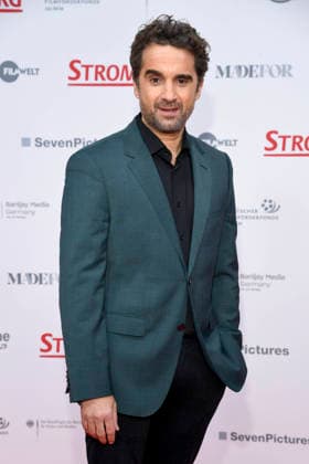 ABBberlin: Oliver Wnuk Schauspieler auf dem roten Teppich bei der Weltpremiere des Kino Films STROMBERG WIEDER ALLES WIE IMMER im Zoo Palast Berlin am 01.12.2025 Berlin Deutschland