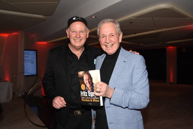 Charlie Glass Pianist Singer Fritz Egner Presenter Author Munich 01 12 2025 Hotel Vierjahreszeiten Kempinski Book Presentation of Fritz Egner Presenter My Life Between Rhythm and Blues in Munich Photo Munich