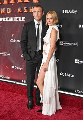 ˜Avatar Fire and Ash™ World Premiere Sam Worthington and Lara Worthington arriving to the world premiere of Avatar Fire and Ash at the Dolby Theatre on December 1, 2025 in Hollywood, Ca. Hollywood Dolby Theatre California USA Copyright: xLISAxOConnor xAFF-USA.COMx