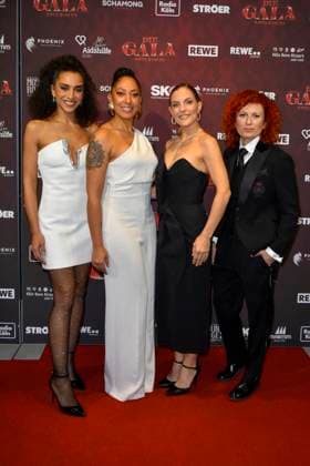 ABBkoeln No Angels, Nadja Benaissa, Lucy Diakovska, Sandy Mölling Moelling Jessica Wahls as guests on the red carpet at the Charity Aids Gala in the Musical Dome Cologne on 01 12 2025 NRW Germany