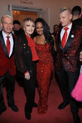 01 12 2025, Barbara Schoene, Miss Kavila and Mr. Zimmermann on Artists against Aids The Gala 2025, Stage Theater des Westens, Berlin, Berlin