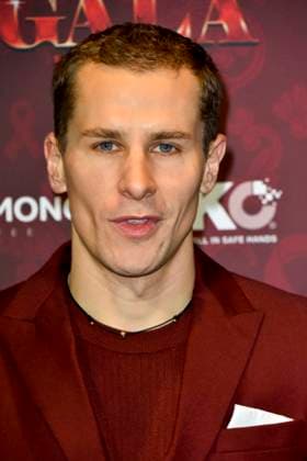 ABBkoeln Lukas Sauer Actor on the red carpet at the Charity Aids Gala in the Musical Dome Cologne on 01 12 2025 NRW Germany