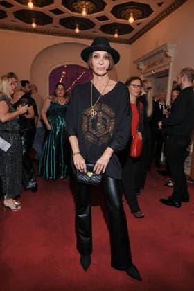01 12 2025, Anouschka Renzi on Artists against AIDS The Gala 2025, Stage Theater des Westens, Berlin, Berlin