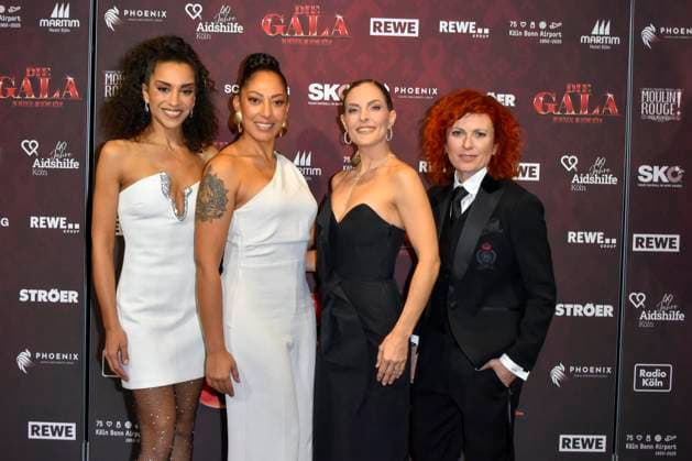 ABBkoeln No Angels, Nadja Benaissa, Lucy Diakovska, Sandy Mölling Moelling Jessica Wahls as guests on the red carpet at the Charity Aids Gala in the Musical Dome Cologne on 01 12 2025 NRW Germany