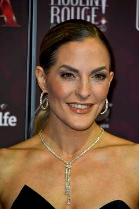 ABBkoeln No Angels Sandy Mölling Moelling on the red carpet at the Charity Aids Gala in the Musical Dome Cologne on 01 12 2025 NRW Germany