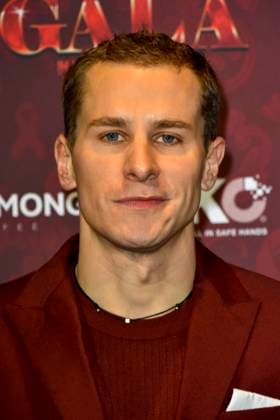ABBkoeln Lukas Sauer Actor on the red carpet at the Charity Aids Gala in the Musical Dome Cologne on 01 12 2025 NRW Germany