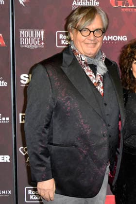 ABBkoeln Hans Peter Wilhelm Hape Kerkeling , guest on the red carpet at the Charity Aids Gala in the Musical Dome Cologne on 01 12 2025 NRW Germany