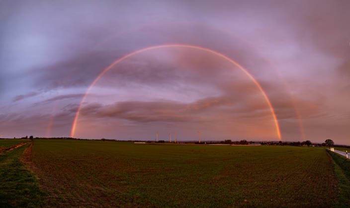 Sunrise from 02 12 2025 near Ense Red rainbow thanks to the low sun over the Soester Börde Copyright: xx xChantalxAndersx