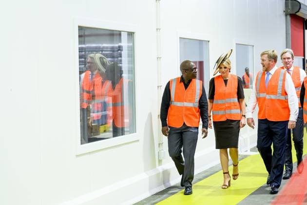 Paramaribo, The Netherlands, 2025-12-02 14:08:22 PARAMARIBO, December 2, 2025, Fernandes. King Willem-Alexander and Queen Maxima are paying a state visit to the Republic of Suriname at the invitation of President Jennifer Geerlings-Simons. At the Fernandes family business s bottling plant, King Willem-Alexander and Queen Maxima will be given a tour of the modern facility, where they will be given an explanation of the bottling process for Suriname s most famous drink. PHOTO: NLBeeld Patrick van Emst Credit: NL Beeld Patrick van Emst  Copyright: xx x