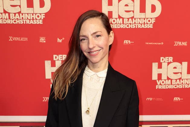 Katharina Schuettler at the öDer Held vom Bahnhof Friedrichstrasse cinema premiere on 2 12 2025 at the Delphi Filmpalast in Berlin Der Held vom Bahnhof Friedrichstrasse film premiere in Berlin