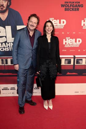 Charly Huebnerand Christiane Paul at the öDer Held vom Bahnhof Friedrichstrasse cinema premiere on 2 12 2025 at the Delphi Filmpalast in Berlin Der Held vom Bahnhof Friedrichstrasse film premiere in Berlin
