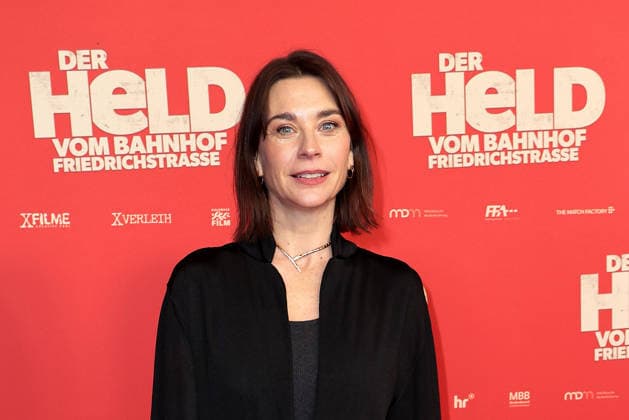 Christiane Paul at the öDer Held vom Bahnhof Friedrichstrasse cinema premiere on 2 12 2025 at the Delphi Filmpalast in Berlin Der Held vom Bahnhof Friedrichstrasse film premiere in Berlin