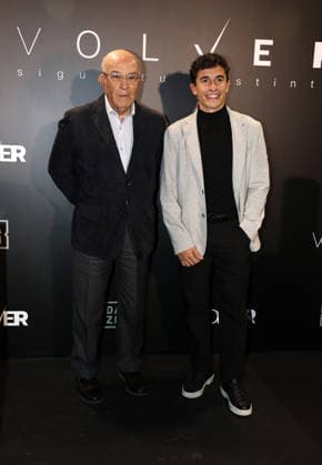 Marc Márquez presents Volver , the documentary that traces his path to his ninth world title Carmelo Ezpeleta and Marc Márquez during the preview of Volver , on December 2, 2025, in Madrid Spain The new original documentary from DAZN collects, as never before has been told, the path of Marc Márquez to return to the top of motorcycling and conquer his ninth world title An intimate and powerful story in which great icons of Spanish sport as Rafa Nadal, Fernando Alonso, Pau Gasol, Andres Iniesta and Alexia Putellas, analyze from their own experience what it means to fall, resist and return to the top, Fernando Alonso, Pau Gasol, Andrés Iniesta and Alexia Putellas, analyze from their own experience what it means to fall, resist and return to t Copyright: xJosà xRuizx 7143498