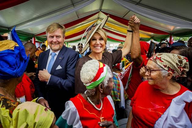 Entertainment Bilder des Tages Paramaribo, The Netherlands, 2025-12-02 13:44:20 PARAMARIBO, December 2, 2025, Latour Community Work Foundation. King Willem-Alexander and Queen Maxima are paying a state visit to the Republic of Suriname at the invitation of President Jennifer Geerlings-Simons. The Royal Couple will visit the community center of the Latour Community Work Foundation (Stibula) in the densely populated Latour neighborhood. PHOTO: NLBeeld POOL Patrick van Katwijk Credit: NL Beeld Patrick van Emst  Copyright: xx x