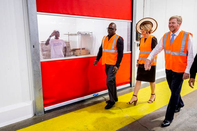 02-12-2025 Factory King Willem-Alexander and Queen Maxima visited the Fernandes bottling plant and the Latour Community Work Foundation on the 2nd day of the 3 day statevisit to Suriname. Â  Copyright: xPPEx