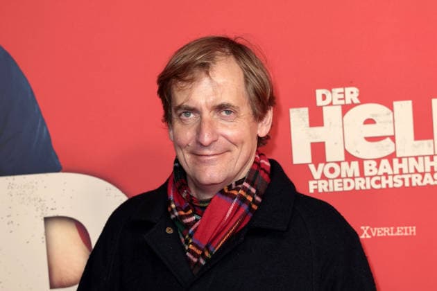 Lars Kraume at the The Hero of Friedrichstrasse Station cinema premiere on 2 12 2025 at the Delphi Filmpalast in Berlin The Hero of Friedrichstrasse Station film premiere in Berlin