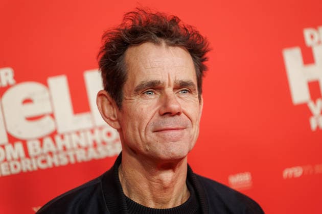 Premiere of Der Held vom Bahnhof Friedrichstrasse Tom Tykwer at the premiere of Der Held vom Bahnhof Friedrichstrasse at the Delphi Filmpalast on 02 12 2025 in Berlin Copyright: xEventpressxKochanx