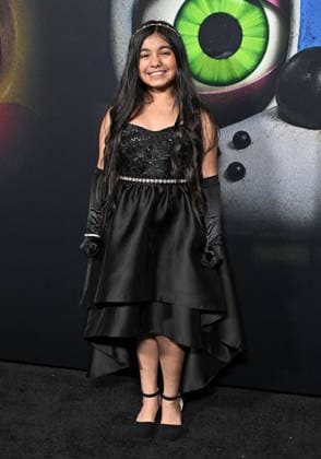 ˜Five Nights at Freddy™s™ Premiere Vivian Atencio arriving to Universal Picture™s Five Nights at Freddy™s 2 premiere held at the TCL Chinese Theatre on December 2, 2025 in Hollywood, Ca. Hollywood TCL Chinese Theatre California USA Copyright: xStarbuck AFF-USA.COMx