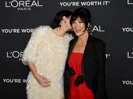 December 2, 2025, Los Angeles, California, USA: American model, socialite and media personality KENDALL JENNER and Media personality, businesswoman, and the matriarch of the Kardashian-Jenner family KRIS JENNER attends the 20th anniversary of L Oro al Paris Women of Worth: RED CARPET. Los Angeles USA - ZUMAb173 20251202_aap_b173_006 Copyright: xBillyxBennightx