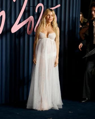 The Fashion Awards 2025 at the Royal Albert Hall in Kensington, London - 01 Dec 2025 Sienna Miller attends The Fashion Awards 2025 at the Royal Albert Hall in Kensington, London. London United Kingdom Copyright: xCatxMorleyx xSOPAxImagesx Cat Morley_FA2025_Sienna Miller_30808