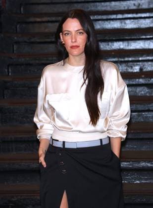 Celebs at The Chanel Metiers D Art Show 2026 - NYC Riley Keough attends the Chanel Metiers D Art Show 2026 inside a subway station in Bowery, New York on December 2, 2025. Photo by Charles Guerin ABACAPRESS.COM New York City NY United States  Copyright: xGuerinxCharles ABACAx