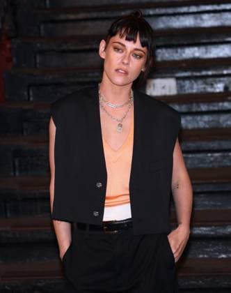 Celebs at The Chanel Metiers D Art Show 2026 - NYC Kristen Stewart attends the Chanel Metiers D Art Show 2026 inside a subway station in Bowery, New York on December 2, 2025. Photo by Charles Guerin ABACAPRESS.COM New York City NY United States  Copyright: xGuerinxCharles ABACAx