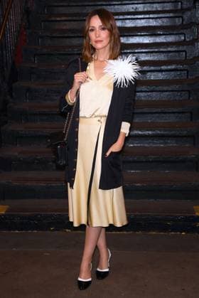 Celebs at The Chanel Metiers D Art Show 2026 - NYC Rose Byrne attends the Chanel Metiers D Art Show 2026 inside a subway station in Bowery, New York on December 2, 2025. Photo by Charles Guerin ABACAPRESS.COM New York City NY United States  Copyright: xGuerinxCharles ABACAx