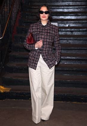 Celebs at The Chanel Metiers D Art Show 2026 - NYC Jenny Slate attends the Chanel Metiers D Art Show 2026 inside a subway station in Bowery, New York on December 2, 2025. Photo by Charles Guerin ABACAPRESS.COM New York City NY United States  Copyright: xGuerinxCharles ABACAx
