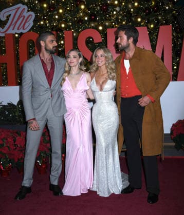 December 2, 2025, New York, Ny, United States: Michele Morrone, Amanda Seyfried, Sydney Sweeney and Brandon Sklenar attend the Special Screening of The Housemaid . Held at 787 Seventh Ave in New York. Zuma Press December 2, 2025. New York United States - ZUMAp281 20251202_zea_p281_001 Copyright: xPhotoxImagexPressx