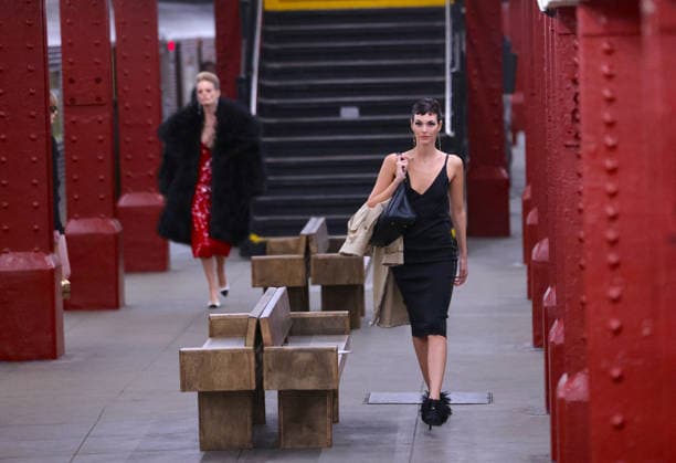 Vittoria Ceretti On The Catwalk Chanel - NYC Vittoria Ceretti walks the runway during the Chanel Metiers D Art Show 2026 in New York on December 2, 2025. Photo by Charles Guerin ABACAPRESS.COM New York City NY United States  Copyright: xGuerinxCharles ABACAx