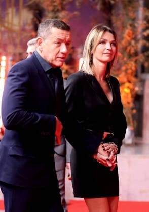 Dany Boon et sa compagne Clara Vello Tapis rouge dans le cadre de la 22ème édition du Festival International du Film de Marrakech le 2 décembre 2025 Dominique Jacovides Bestimage Red carpet at the 22nd Marrakech International Film Festival on December 2, 2025 Marrakech Morocco  Copyright: xDOMINIQUExJACOVIDESx xBESTIMAGExDOMINIQUExJACOVIDESx xBESTIMAGEx