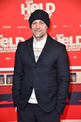 Juergen Vogel at the premiere of DER HELD VOM BAHNHOF FRIEDRICHSTRASSE at the Delphi Filmpalast in Berlin 02 12 2025