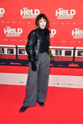 Lia von Blarer at the premiere of DER HELD VOM BAHNHOF FRIEDRICHSTRASSE at the Delphi Filmpalast in Berlin 02 12 2025
