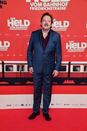 Charly Hübner at the premiere of DER HELD VOM BAHNHOF FRIEDRICHSTRASSE at the Delphi Filmpalast in Berlin 02 12 2025