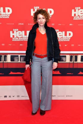Adina Vetter at the premiere of DER HELD VOM BAHNHOF FRIEDRICHSTRASSE at the Delphi Filmpalast in Berlin 02 12 2025