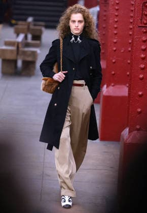 Chanel Metiers D Art Show 2026 - Runway - NYC Model is walking the runway during the Chanel Metiers D Art Show 2026 in New York on December 2, 2025. Photo by Charles Guerin ABACAPRESS.COM New York City NY United States  Copyright: xGuerinxCharles ABACAx
