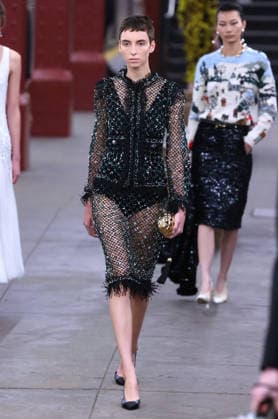 Chanel Metiers D Art Show 2026 - Runway - NYC Model is walking the runway during the Chanel Metiers D Art Show 2026 in New York on December 2, 2025. Photo by Charles Guerin ABACAPRESS.COM New York City NY United States  Copyright: xGuerinxCharles ABACAx
