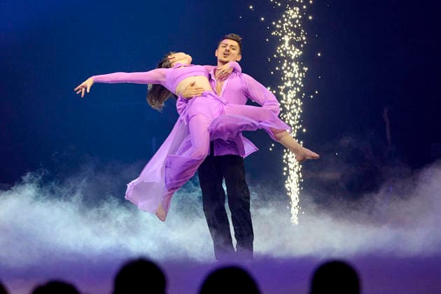 Ann Kathrin Bendixen and Zsolt Sandor Cseke at Let s Dance The Live Tour 2025 at Hallenstadion Zurich, 02 12 2025 Foto:xP.xFrauchigerx xFuturexImagex dance_zuerich_5212