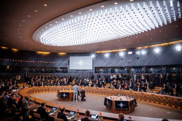 Blick in den Sitzungssaal zu Beginn des Nordatlantikrats im Format der NATO-Aussenministerinnen und -Aussenminister. Bruessel, 03.12.2025. Fotografiert im Auftrag des Auswaertigen Amtes Bruessel Belgien *** View of the meeting room at the beginning of the North Atlantic Council in the format of NATO Foreign Ministers Brussels, 03 12 2025 Photographed on behalf of the Foreign Office Brussels Belgium Copyright: xThomasxTrutschel AAx